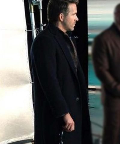 Nolan Booth Red Notice 2021 Ryan Reynolds Black Wool Coat