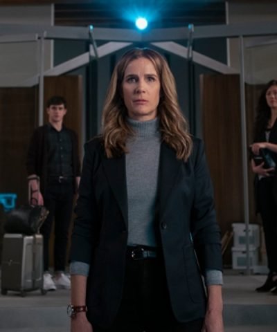 TV Series Rachel Griffiths The Wilds Black Blazer