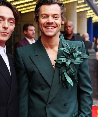 Premiere Night Harry Styles My Policeman Green Suit