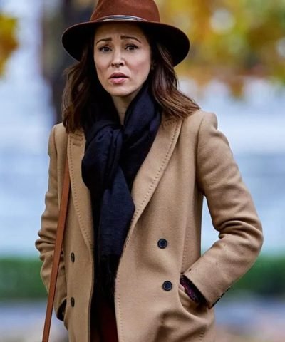 Emma Di Stefano The Wedding Veil Inspiration (2023) Autumn Reeser Brown Wool Coat