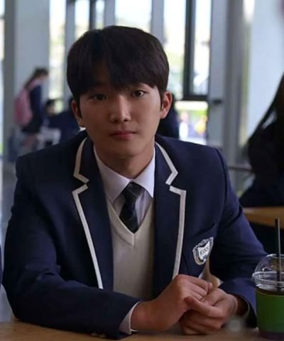 TV Series XO, Kitty 2023 Minyeong Choi Blue Blazer