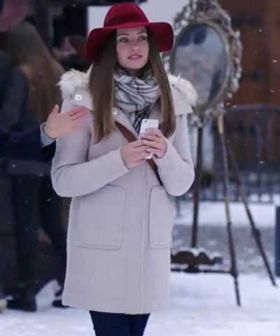 Maggie A Royal Winter Merritt Patterson White Fur Hooded Coat