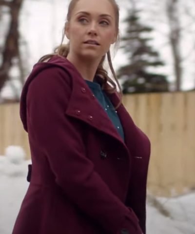 Peyton My Christmas Guide Movie 2023 Amber Marshall Wool Coat