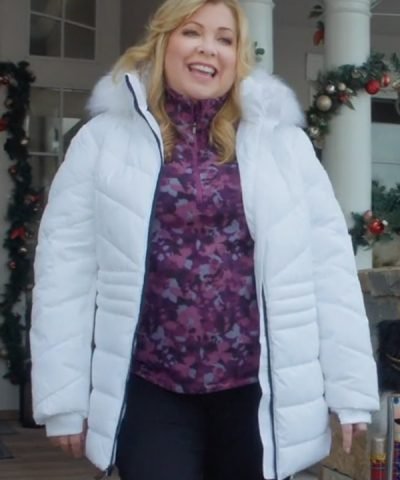 Movie Haul Out The Holly Lit Up 2023 Jennifer Aspen White Puffer Hooded Jacket