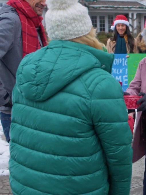 Jennifer Aspen Haul Out The Holly Lit Up Green Jacket