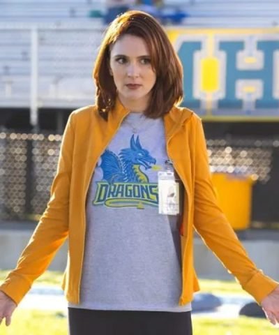 Gwen Sanders English Teacher S01 Yellow Jacket